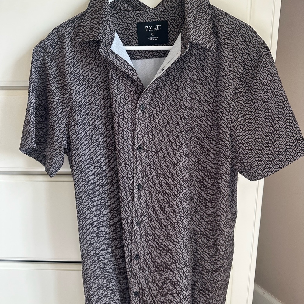 BYLT Men’s Button Up Polo (L)